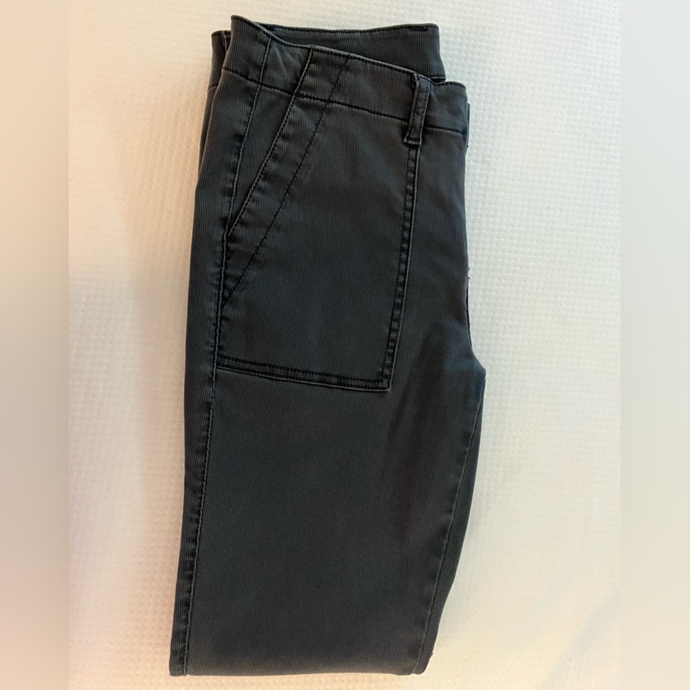 Cabi Grey pant Size 8